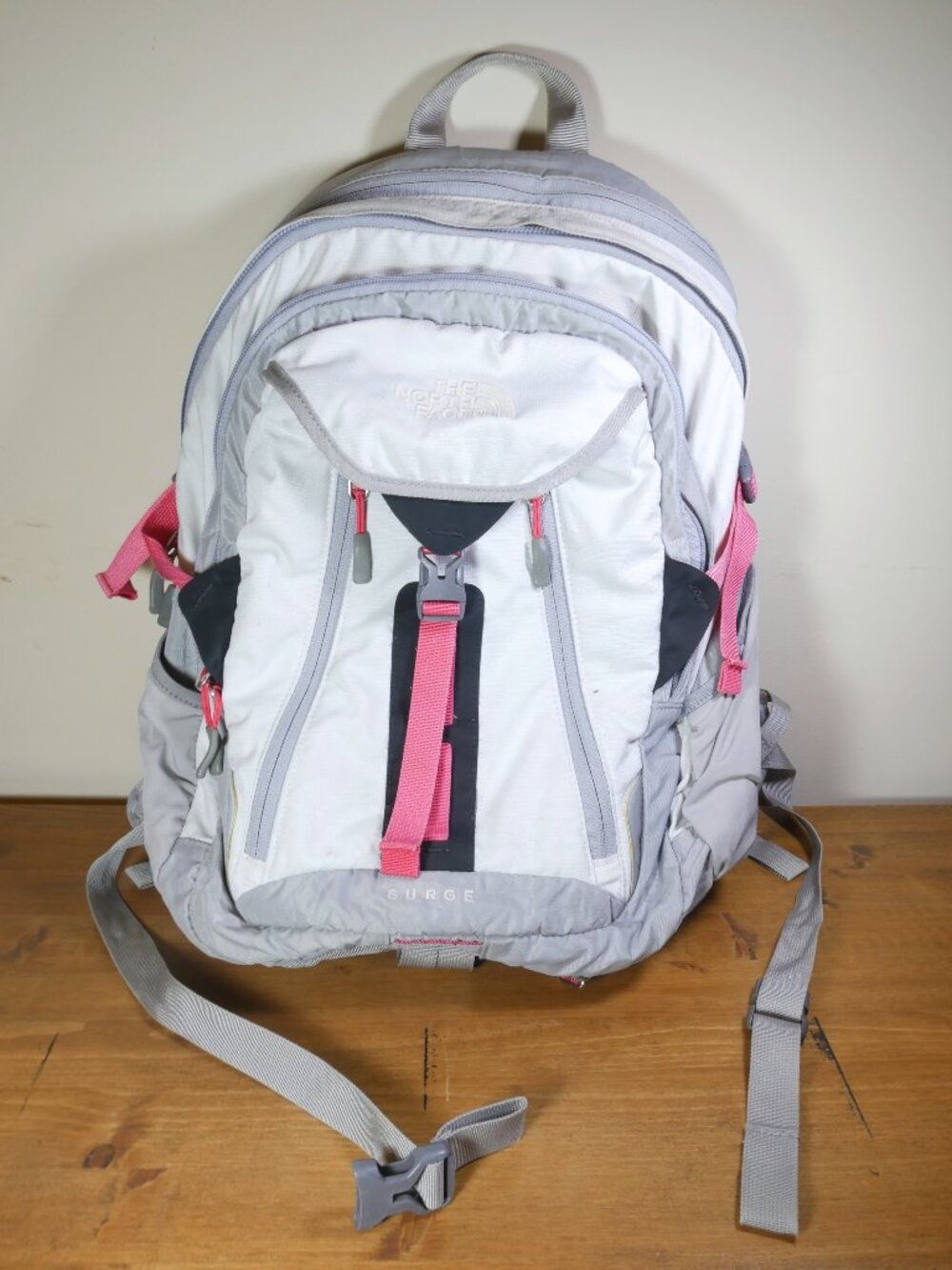 North Face Surge Commuter Laptop Backpack Padded Adjustable Straps Gray Pink
